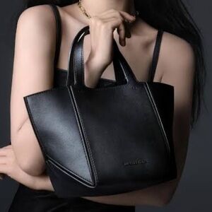 NWT MICHAEL MICHAEL KORS Jordi Small Leather Tote Bag